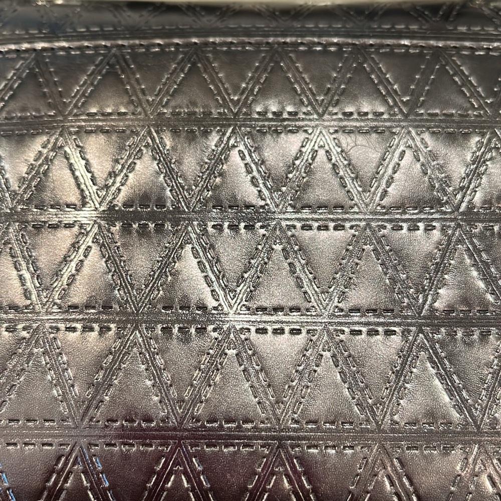 Micheal Kors purse - Picture 4 of 4